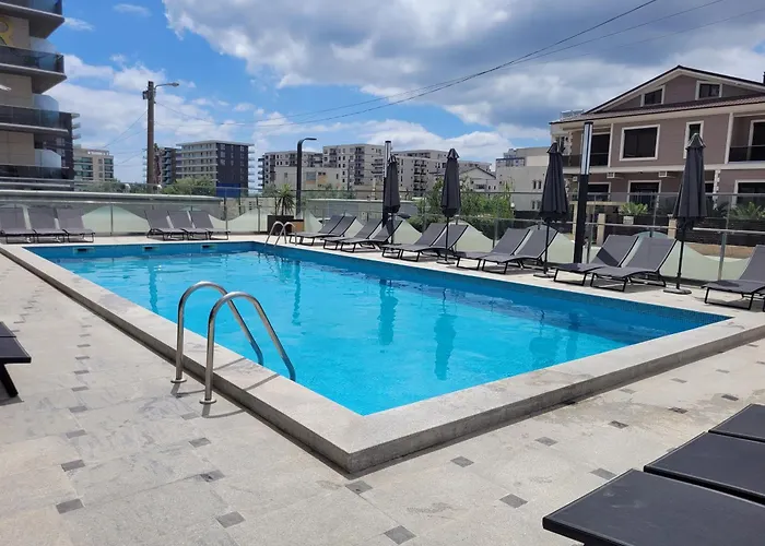 Alma 109 - Pool By N10