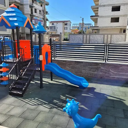 Alma 109 - Pool By N10