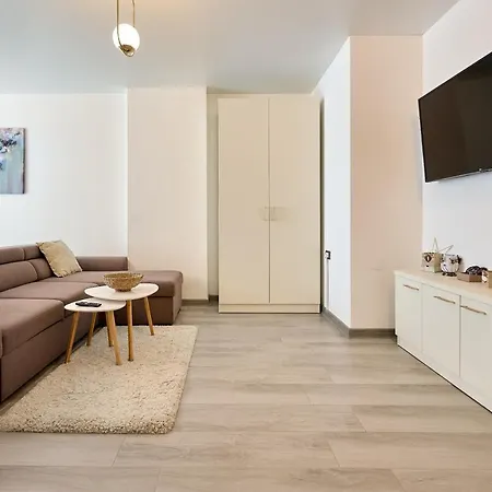 Alma 109 - Pool By N10 Appartement *